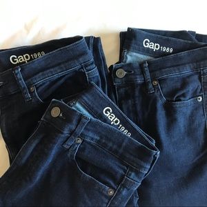 3 pairs GAP dark wash skinny jeans, size 27